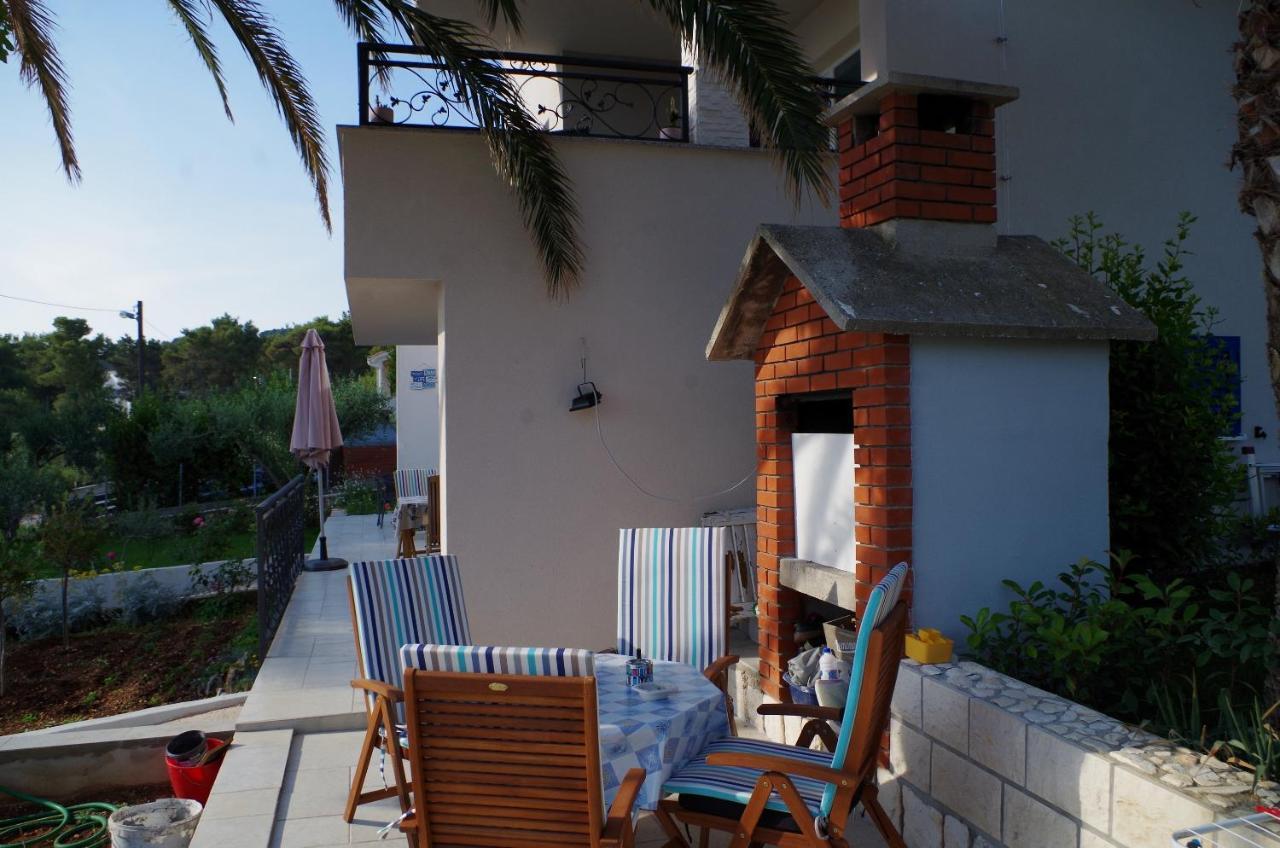 Apartments By The Sea Slatine, Ciovo - 14158 Esterno foto