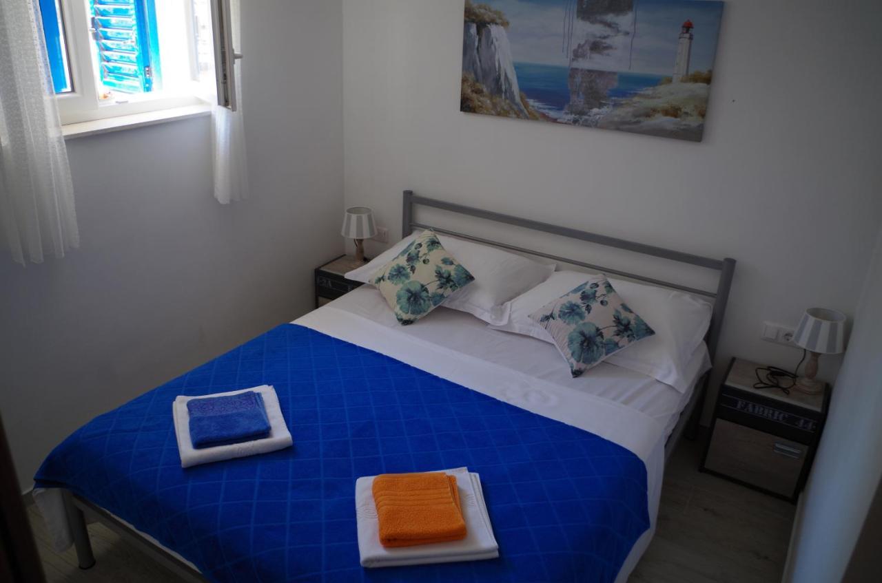 Apartments By The Sea Slatine, Ciovo - 14158 Esterno foto