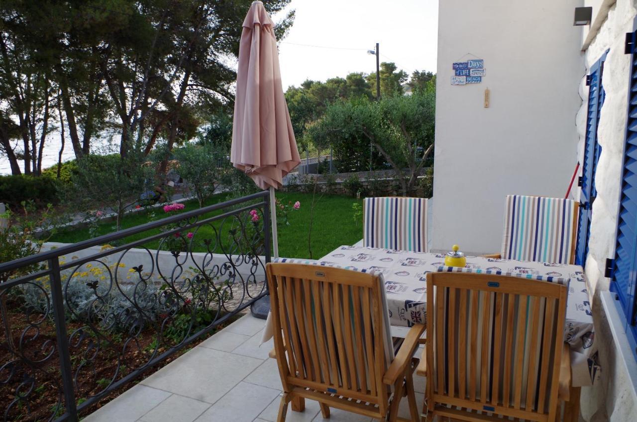 Apartments By The Sea Slatine, Ciovo - 14158 Esterno foto