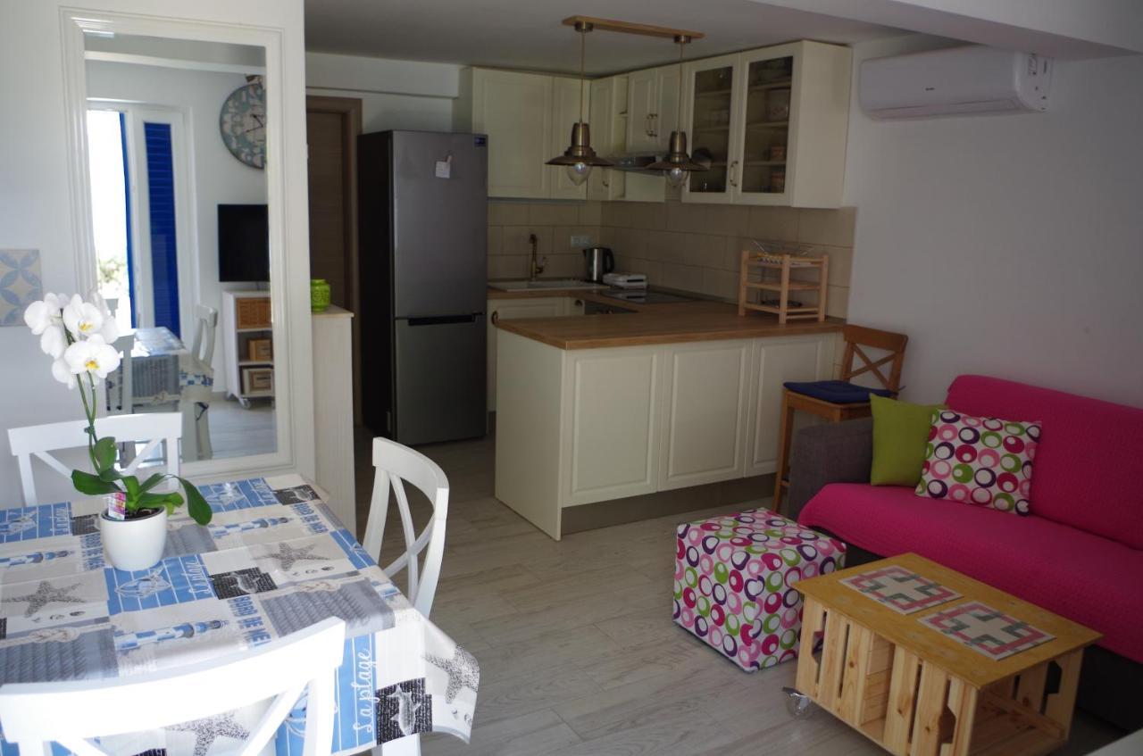 Apartments By The Sea Slatine, Ciovo - 14158 Esterno foto